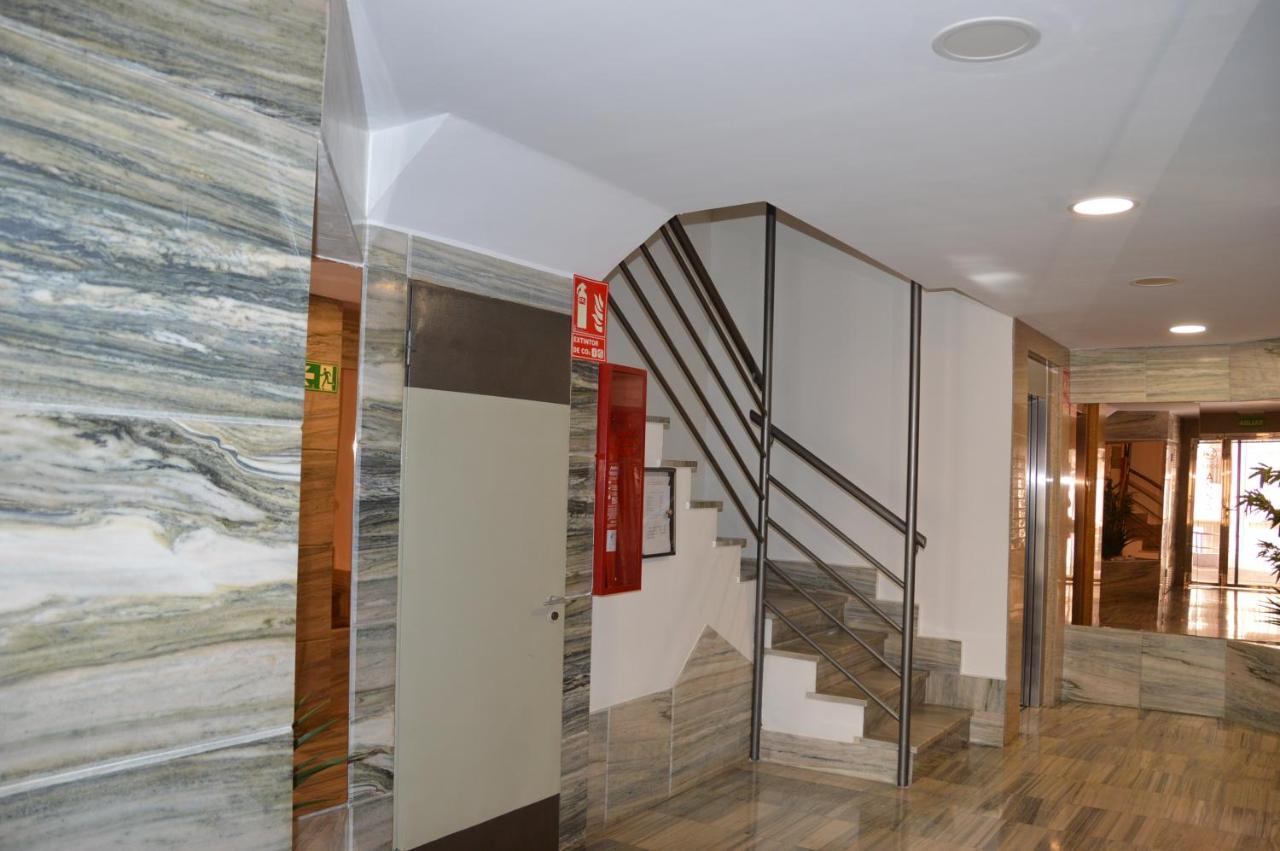 Sea View Apts Anna 9A Бенидорм Екстериор снимка